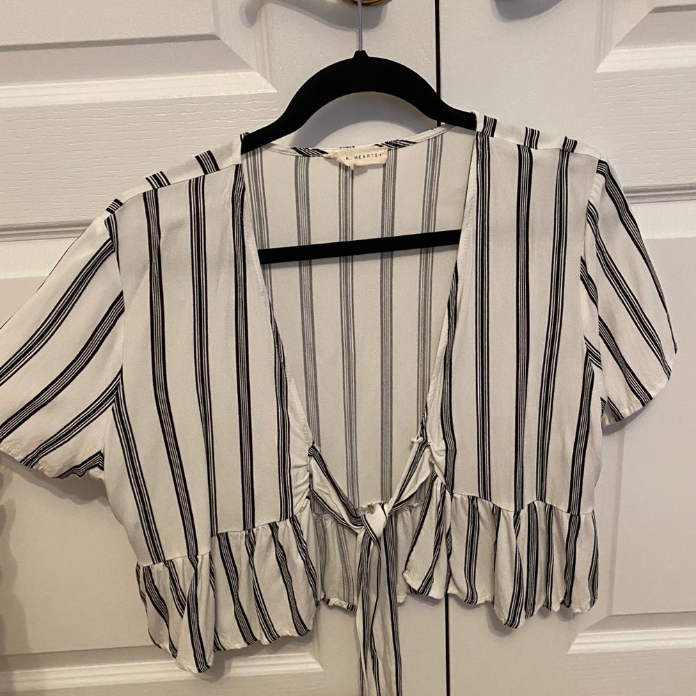 Tie front top